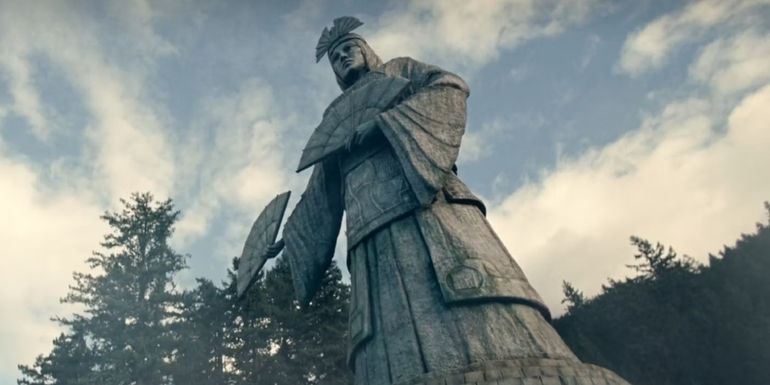 Avatar Kyoshi's statue in Netflix's The Last Airbender
