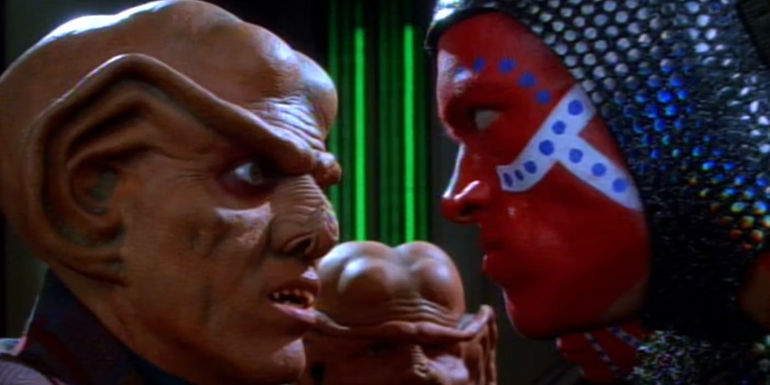 Star Trek DS9 Rules of Acquisition Quark Brian Thompson - Star Trek: Deep Space Nine Season 2, Episode 7 ("Rules of Acquisition") - Inglatu