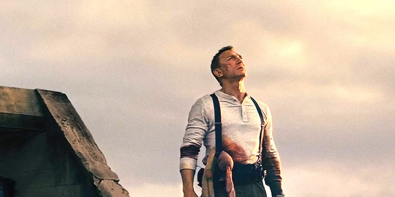 Daniel Craig as 007 in No Time to Die's ending. - Lots Of Next James Bond Actor Favorites Are Too Old (Or Too Busy)