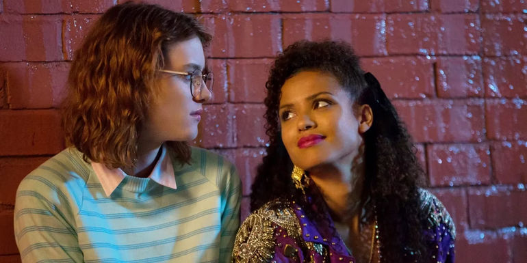 Yorkie and Kelly: San Junipero: Black Mirror - Introducing More Positive Episode - Black Mirror (2011 – Present)
