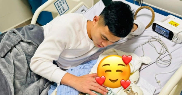 Sự bất ngờ của Nguyễn Đức Chiến: Chuyện ẩn sau ảnh con trai mới sinh