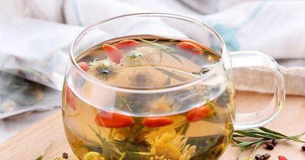 Khám phá lợi ích bất ngờ của trà hoa cúc và kỷ tử