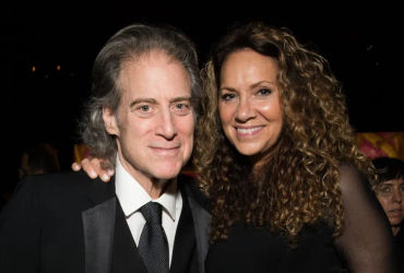 Richard Lewis' Wife Gratefully Acknowledges Fan Support After Comedian's Demise
