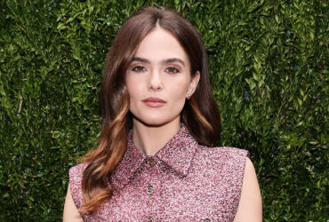 Zoey Deutch Unveils Stunning Pixie Transformation