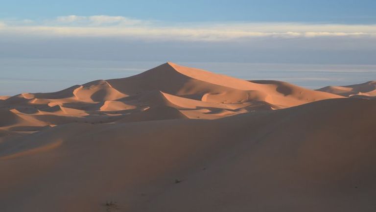 Unveiling the Hidden Secrets of Ancient Star Dunes Through Radar Discovery