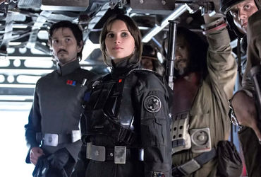 Impressive Jyn Erso Cosplay Resembles Rogue One's Heroine