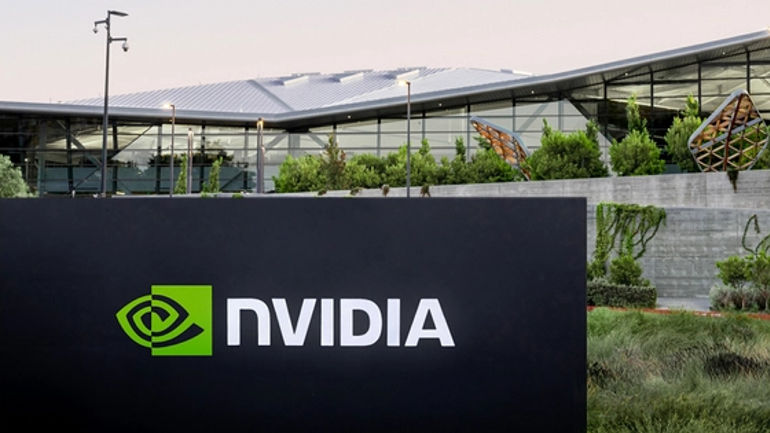 Cuộc đua AI: Nvidia và Apple ai sẽ chiến thắng?