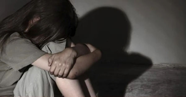 Cuộc phiêu lưu của cô gái trẻ trên ứng dụng hẹn hò: Hành trình từ sự hiếu kỳ đến hậu quả đắng cay