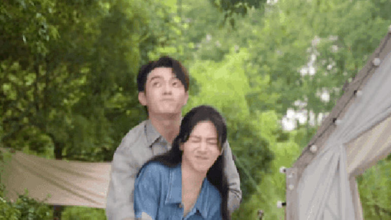 Cuộc đối đầu giữa Dương Tử và Hứa Khải trong Thừa Hoan Ký