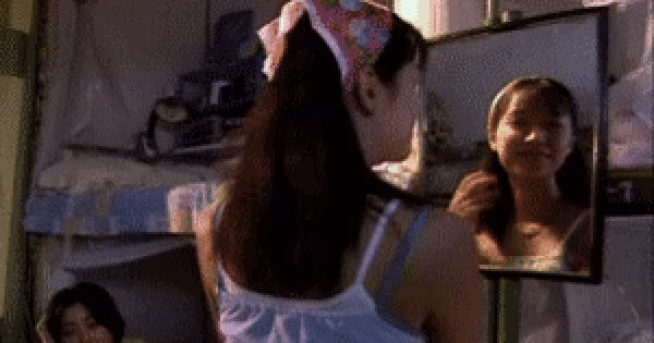 Bí ẩn về Mỹ Nhân Tuổi 50 vẫn Trẻ Đẹp trong Showbiz: Cuộc Đời và Sự Nghiệp Không Lối Thoát