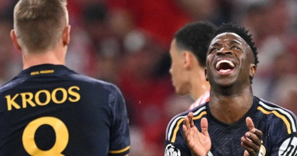 Khoảnh khắc đáng nhớ của Toni Kroos trong trận Bayern Munich 2-2 Real Madrid