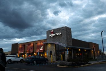 Fast Food Prices on the Rise: Applebee’s and Chili’s Offer Alternatives