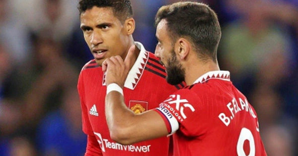 Những Câu Chuyện Bí Mật Từ Thế Giới Bóng Đá: Khi MU Chia Tay Những Ngôi Sao Sáng Giá