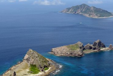 Chinese vessels maintain unprecedented presence near Japan's controlled islands, Tokyo reports