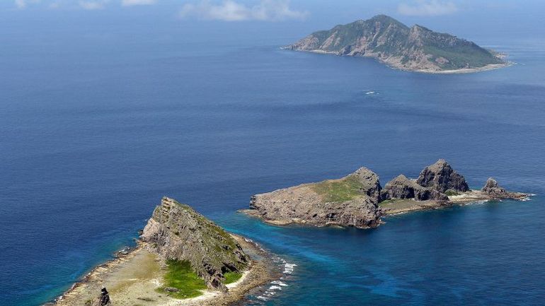 Chinese vessels maintain unprecedented presence near Japan's controlled islands, Tokyo reports