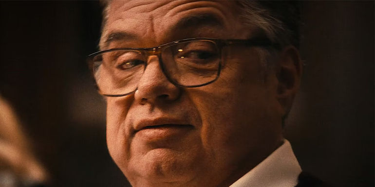 Uncle Jimmy smirks in The Bear