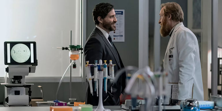 Edgar Ramirez and Gustaf Hammarsten in Dr. Death season 2