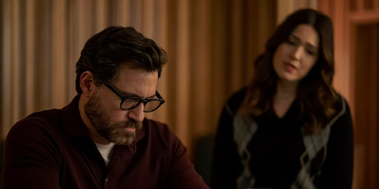 Mandy Moore and Edgar Ramirez in Dr. Death season 2