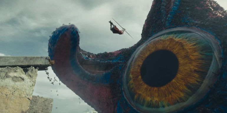 Harley Quinn diving into Starro's eyeball as rats attack him in James Gunn's The Suicide Squad (2021)