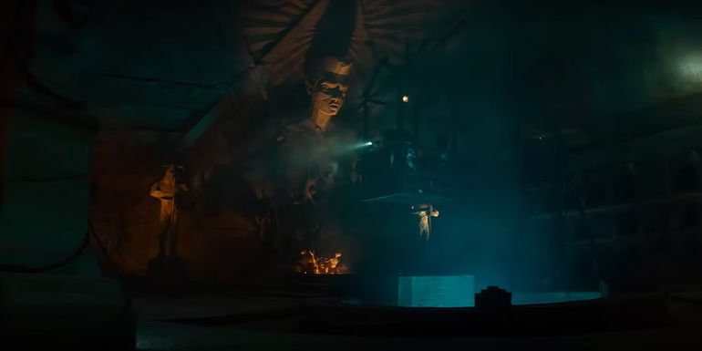 A wide shot of a statue of the demon Gozer in Ghostbusters: Afterlife