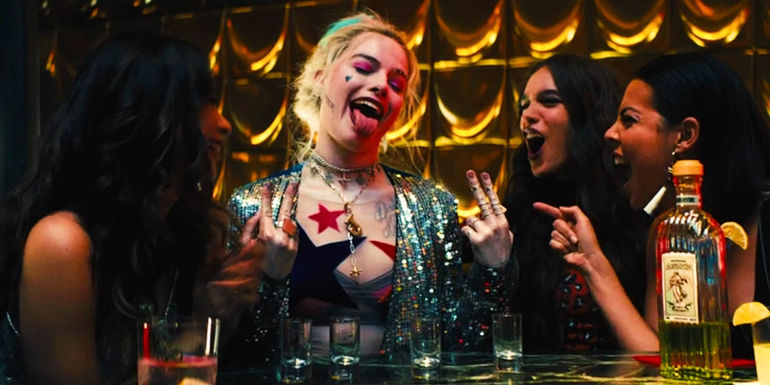 Harley Quinn in a club in Birds of Prey