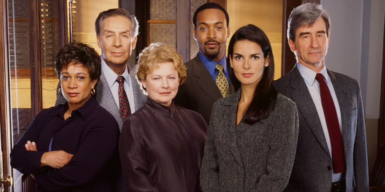 The cast of the original Law & Order posing for a picture