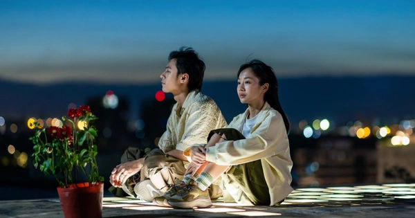 Hùng mạnh sắc màu pháo hoa