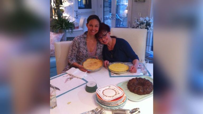 Healing Trauma: Ashley Judd's Journey to Grieve Her Mother