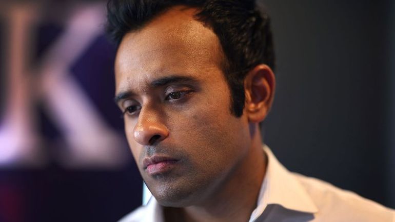 Vivek Ramaswamy Ends 2024 Presidential Campaign and Endorses Donald Trump