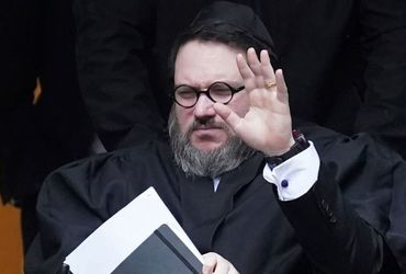 The Bizarre Case of Nicholas Rossi: A Tale of False Identities, Extradition, and Allegations