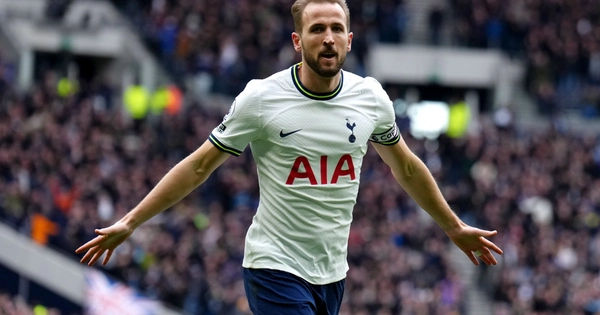 Tin chuyển nhượng mới nhất: Harry Kane đạt mốc quan trọng, Chelsea gặp thách thức từ Brighton