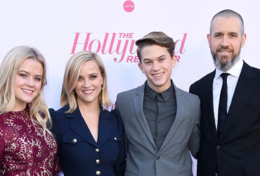 Reese Witherspoon and Jim Toth: Unveiling the Extraordinary Journey of Their Love