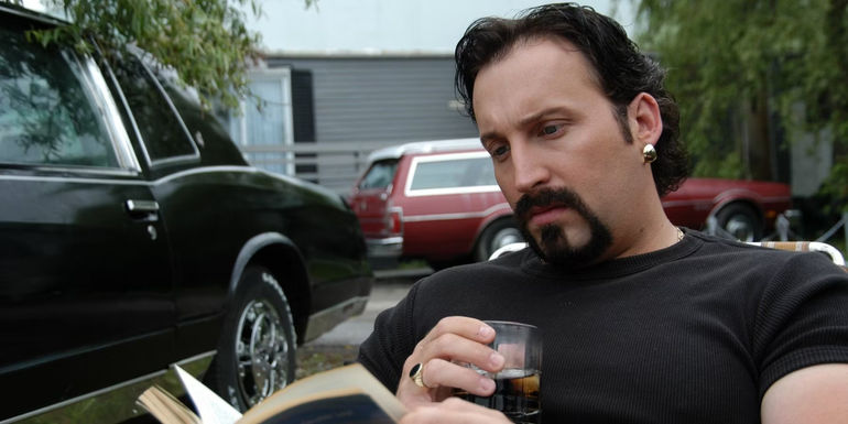 Ingenious Diablo 4 Player Crafts Unforgettable Julian-Inspired Character!