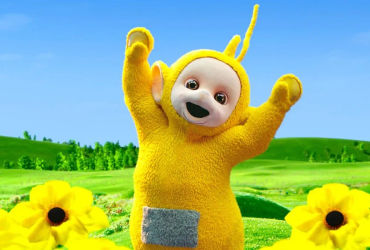 The Hidden Secrets of the Yellow Teletubby: Unveiling their Name, Personality & Actor