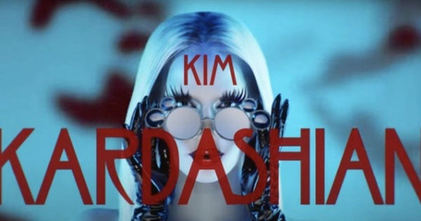 Kim Kardashian khiến cả nhân vật ma trong American Horror Story cũng phải lác mắt