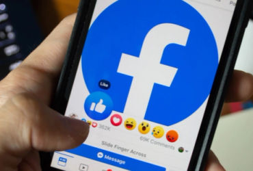 Facebook tung phiên bản mới bất ngờ: Biểu tượng cảm xúc đột phá, đổi logo toàn diện
