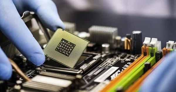 Người Việt giỏi nhất trong lĩnh vực thiết kế con chip cho đầu DVD