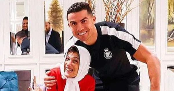 Ronaldo bị xử phạt 99 roi vì scandal 'ngoại tình' gây sốc