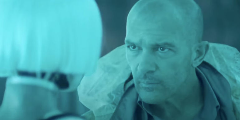 Mind-Blowing Practical Robots Steal the Show in Antonio Banderas' Overlooked Sci-Fi Masterpiece