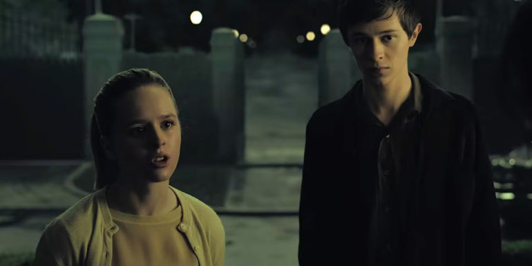 The Untold Horror: The Sinister Secret Hidden in House of Usher's Family