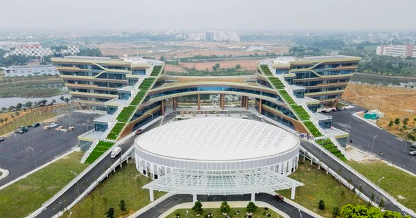 Tiết lộ: Khám phá 'đại bản doanh' của 'đại bàng' công nghệ đầu tiên tại Việt Nam