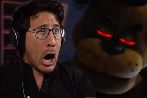 Five Nights at Freddy's  A Look Inside 