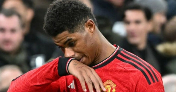 Rashford bị đuổi, Man Utd chịu thua Copenhagen