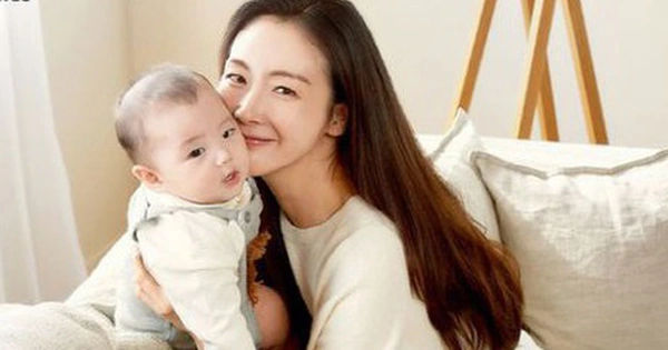 Choi Ji Woo Trưởng thành hơn khi làm mẹ: Mỗi ngày vun đắp tình yêu cho con không thua kém việc quay phim