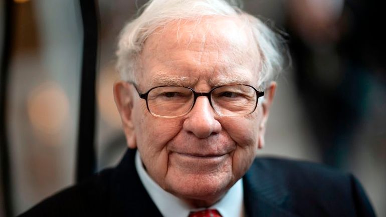 Warren Buffett's $870 Million Charitable Donation in Anticipation of Thanksgiving