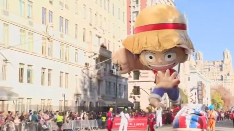 One Piece Thanksgiving Float Stumbles as Spectacular Tree Pauses Parade