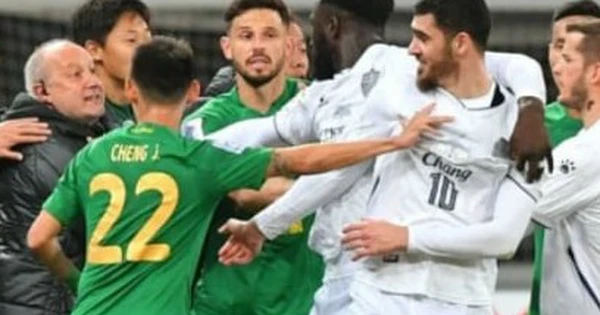 Cầu thủ Thái Lan và Trung Quốc bị phạt sau vụ đánh nhau