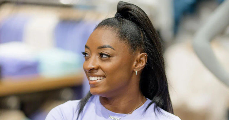 Simone Biles Responds to Pregnancy Rumors