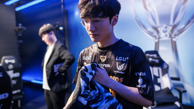 Oner từ T1 đã tuyên chiến sôi nổi trước khi mùa giải chính thức khởi động