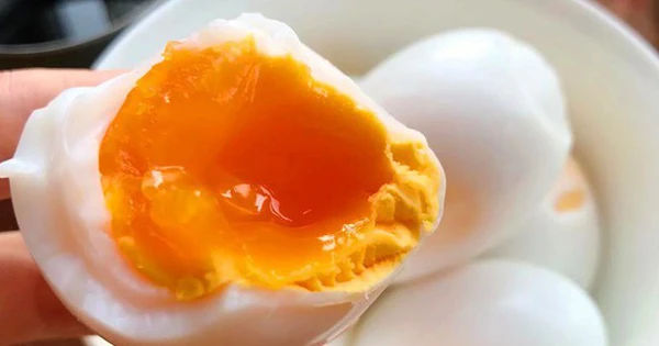 Tránh những thực phẩm này khi ăn trứng để bảo vệ sức khỏe